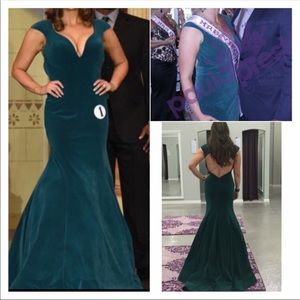 Tony Bowls green velvet gown